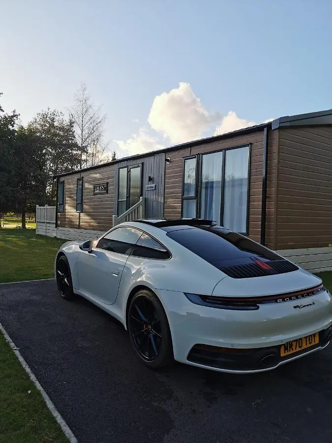 Jjs Lodge Lakewood York