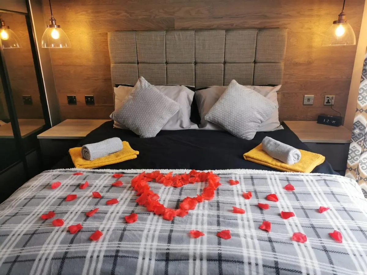 Jjs Lodge Lakewood York