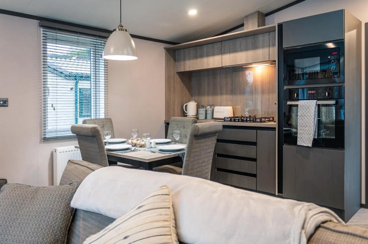 Jjs Lodge Lakewood York